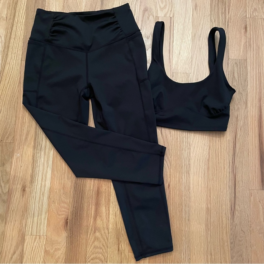 Free people workout set (XS)